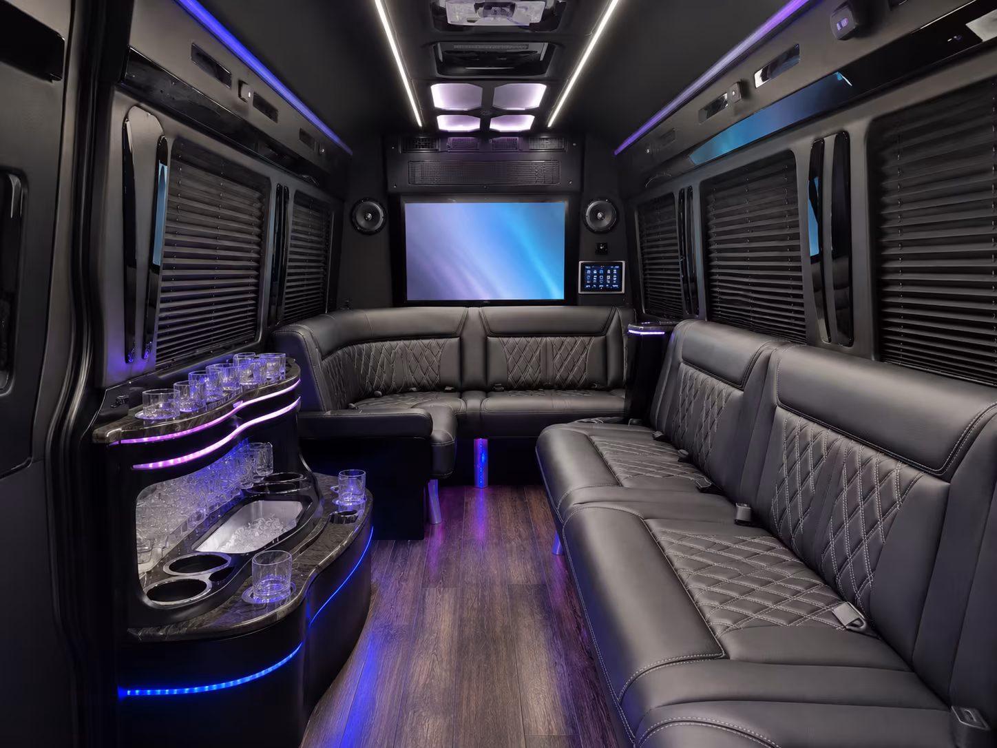 bus rental options for oakland trips